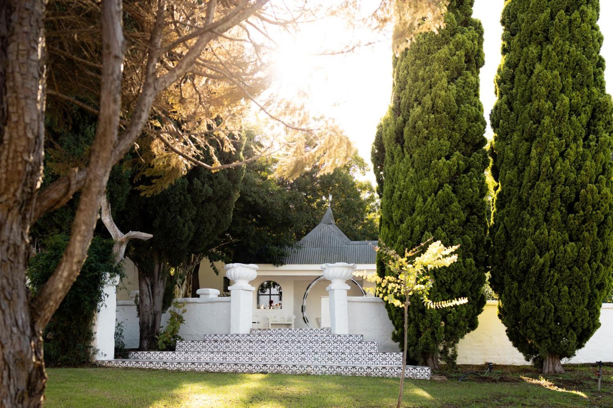 De Opstal Country Hotel